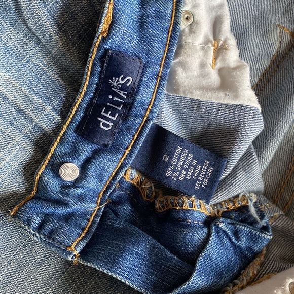 Delias’s ripped boyfriend jeans Size:2 - Picture 3 of 5